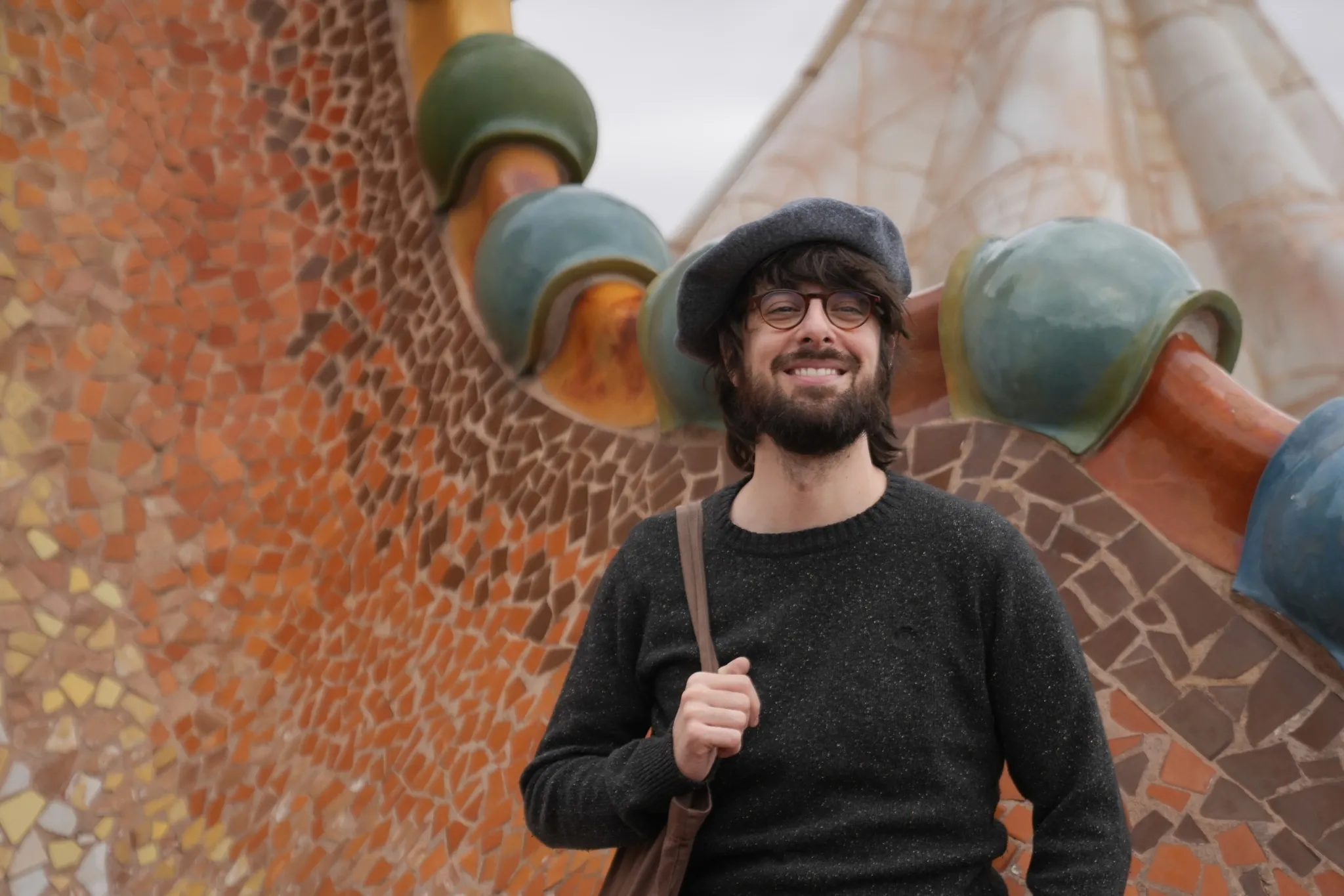 David Uclés se Retira: Pausa en la Vida Pública Tras Éxito Literario