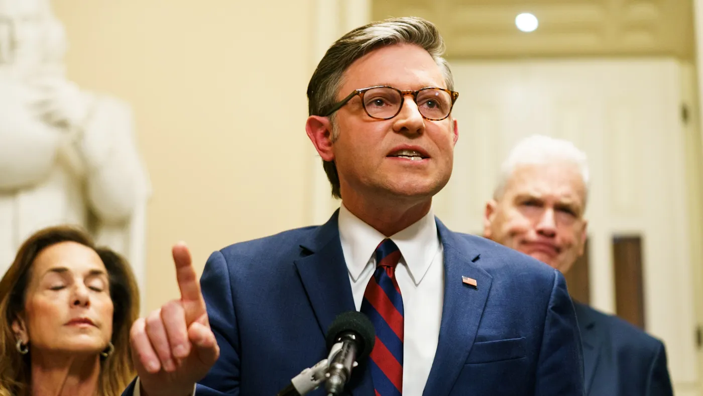 GOP Rift and Iran Conflict Dominate Political Agenda