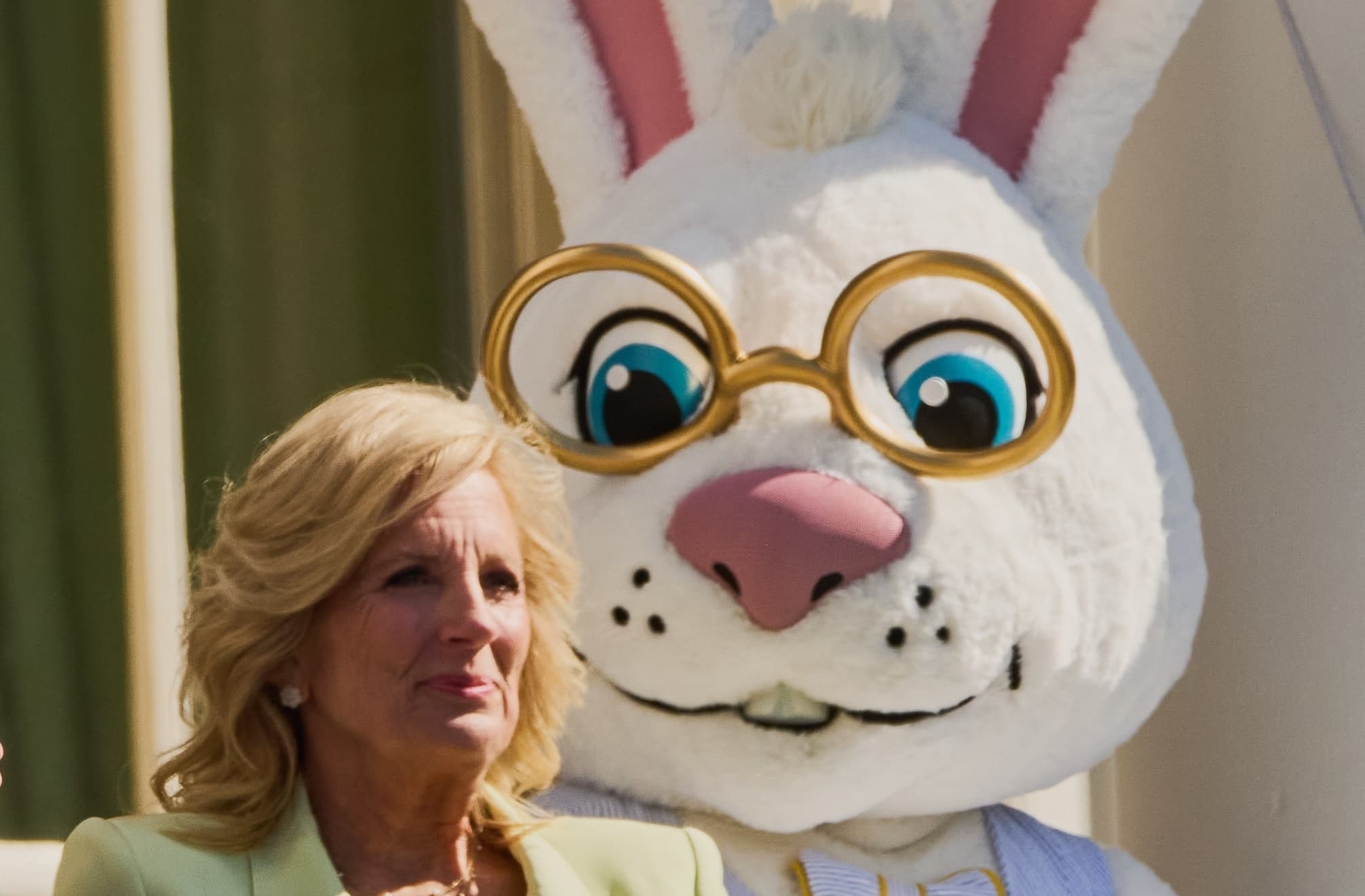 Agente del Servicio Secreto de Jill Biden se Dispara Accidentalmente