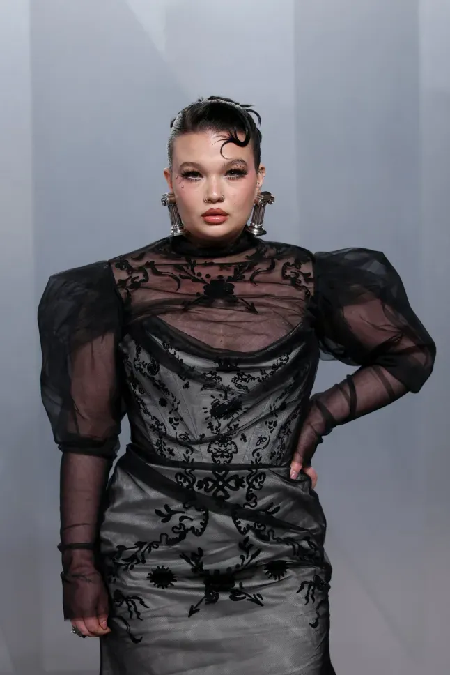 Lola Young Reveals Lily Allen's Advice That Made Her Say: 'I Can't Do That' - Image 5