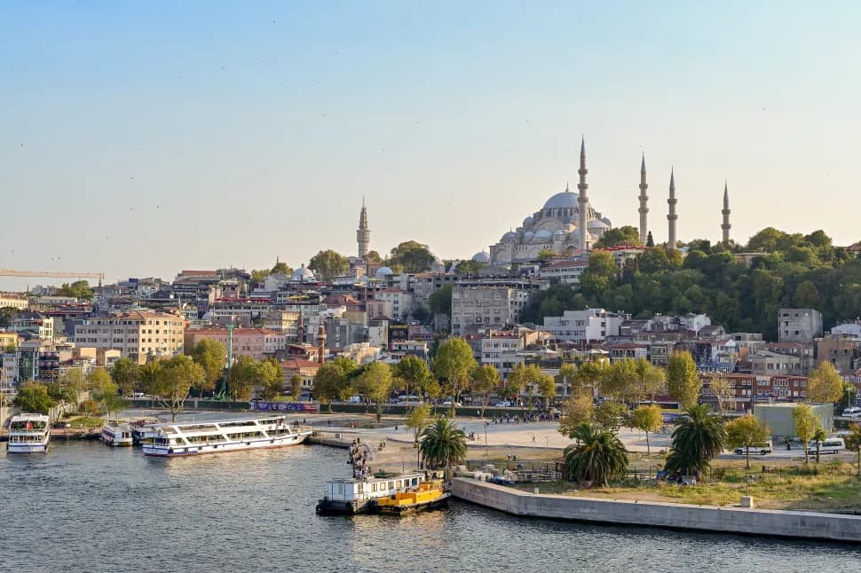 Guía del Observador: El Arte Imprescindible en Estambul - Image 1