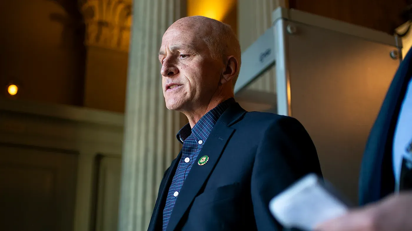 Top House Democrat: 'We Should Have the Border More Secure'