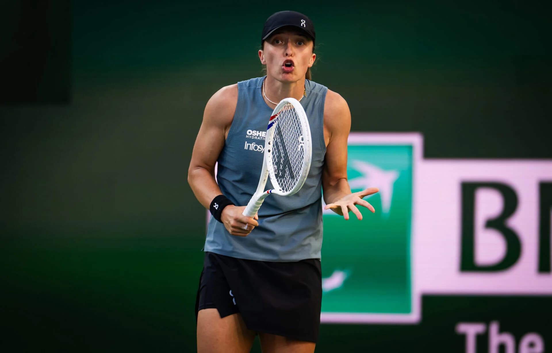 Exentrenador de Swiatek Predice Reemplazo de Fissette y Analiza Desafíos