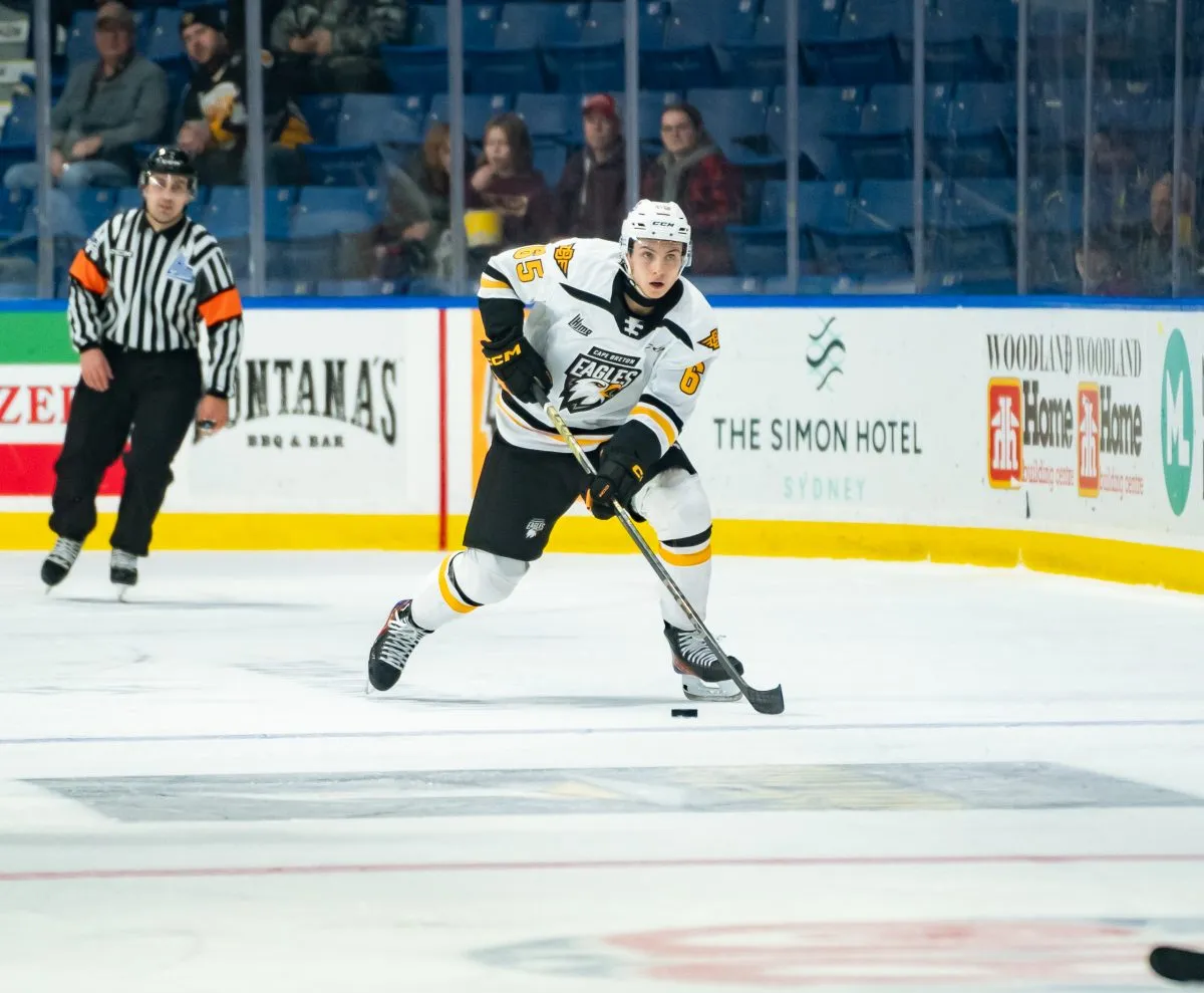 Tomas Cibulka: 5 Claves del Nuevo Defensor de los Oilers - Image 1 Tomas Cibulka: 5 Claves del Nuevo Defensor de los Oilers - Image 1